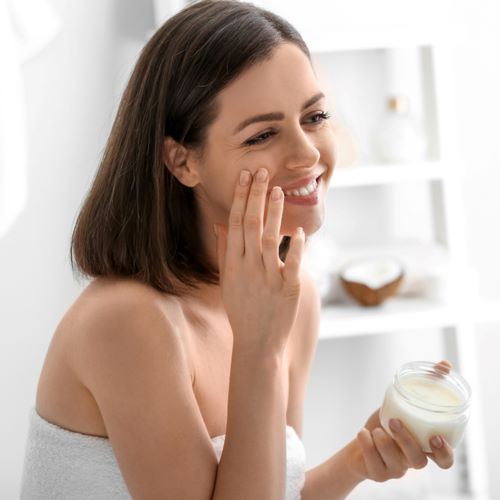 كريم زيت جوز الهند المرطب للجلد والبشرة