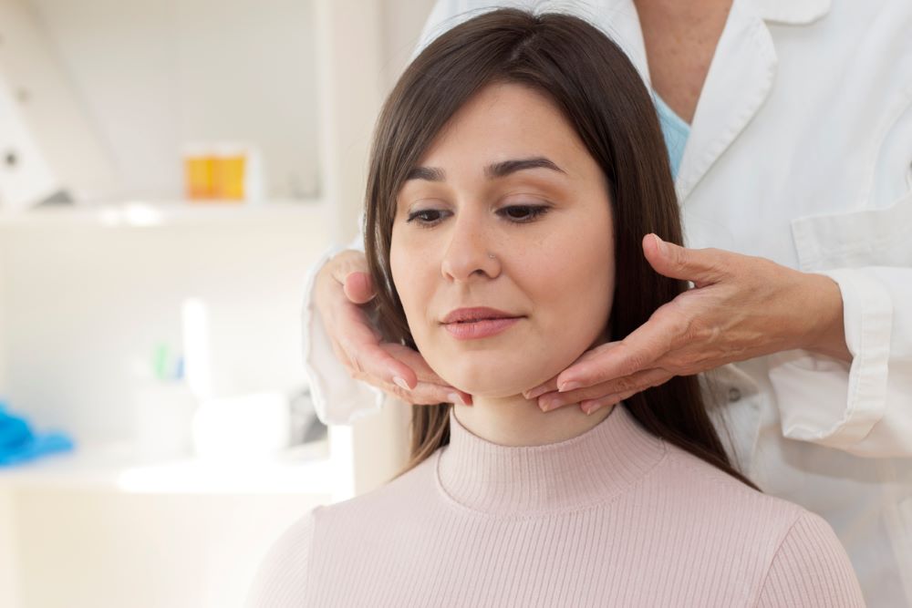 علاج الغدة الدرقية بالمنزل 10 وصفات فاعلة-التشافي بالغذاء
