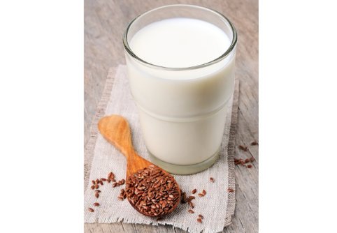 حليب الكتان هو احد الأشكال المستخلصة من بذور الكتان-التشافي بالغذاء