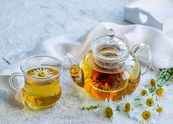 شاي البابونج يخفف التوتر ويدعم صحة الجهاز الهضمي والقلب-التشافي بالغذاء