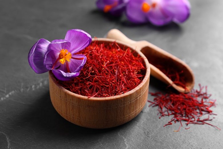 أنواع الزعفران وفوائده للرجل والمرأة-التشافي بالغذاء