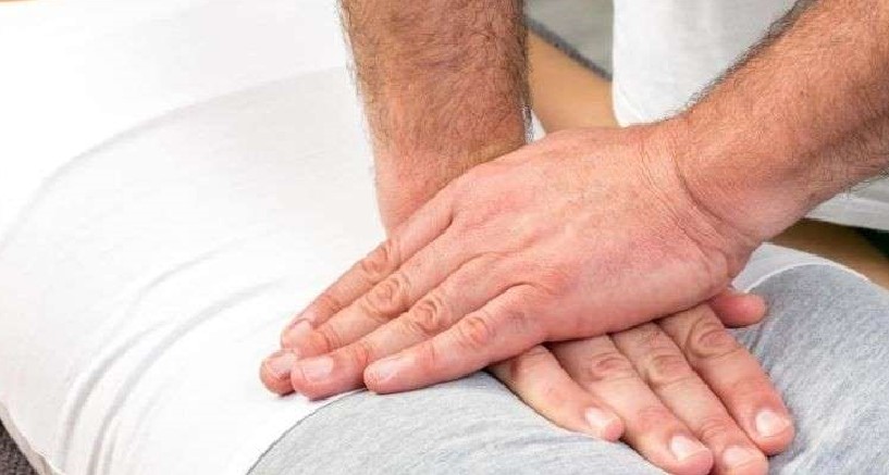 أسباب ألم العصعص و5 طرق فعالة لعلاجه-التشافي بالغذاء