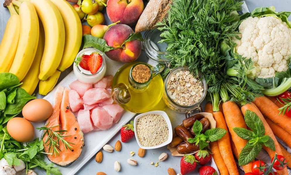 أفضل 10 أطعمة مفيدة لخفض ضغط الدم-التشافي بالغذاء