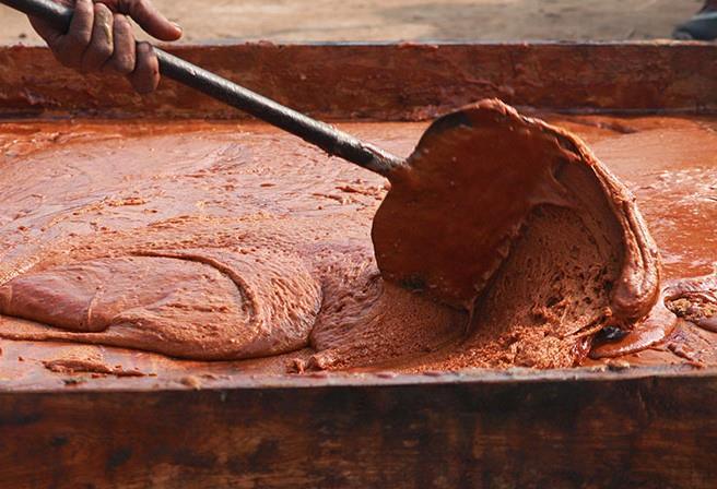 كيف تتم صناعة جاعري بطرق محلية-التشافي بالغذاء