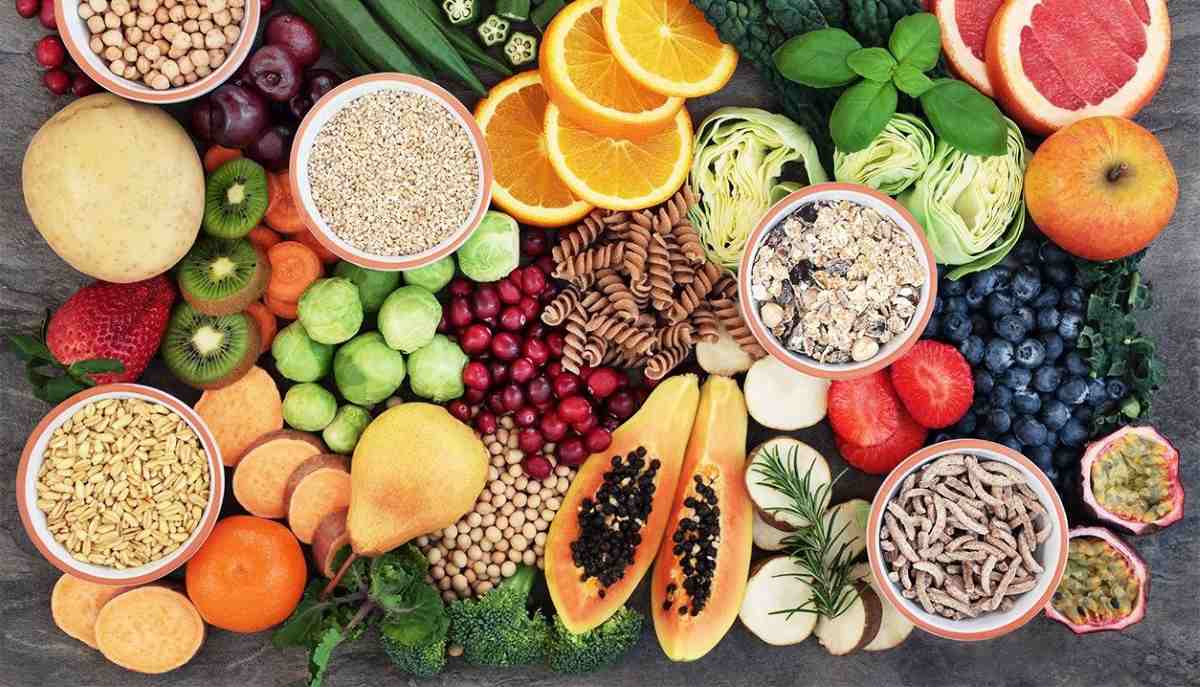 مجموعة من الأطعمة التي تحتوي على الألياف-التشافي بالغذاء